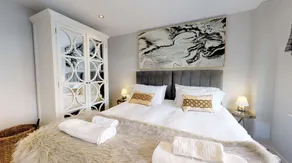 Short Let Space Dunara House The Stratford Suite - Image 4