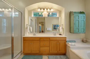 The Crow's Nest~ Beautiful 4BR/3BA beach house minutes from the Gulf! - Image 5