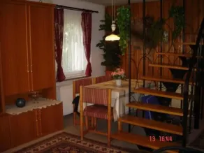 Casa vacanze Hahn, un'oasi nel centro di Berlino, con piscina, aria condizionata, camino, WiFi - Image 4