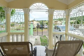 Short and longTerm ,Vacational rental home. - Image 3