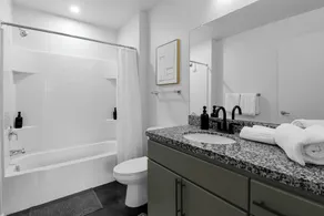 Phoenix Urban Luxury Escape - Image 5