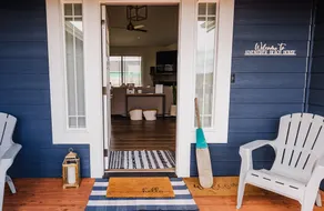 Adventurer Beach House, short walk to beach! - Image 2
