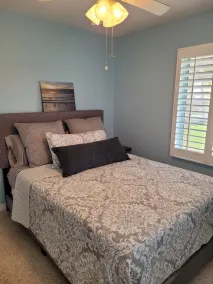Tolle Lage! Privates 2 Schlafzimmer - 1 Badezimmer Poolhaus. Nur wenige Minuten zum Siesta Key. - Image 5