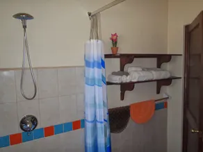 A uma Curta Caminhada Para a Praia! - Image 3