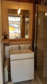Chalet Iris with jacuzzi in chalet in the heart of the Thônes Valley - Image 5