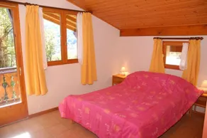 Chalet grande, luminoso, muy limpio y muy bien equipado. - Image 3