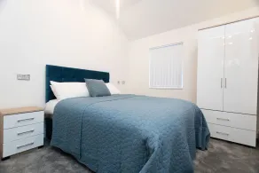 1 Bedroom apartment -In Leeds near Dance school - Image 3
