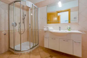 Holiday apartment with air conditioning - Image 3