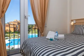 Frontline beach 2 bedroom apartment in Los Granados with panoramic sea views, pool, gardens, Wi-Fi - Image 5
