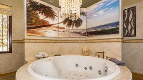 Stunning Luxury Mansion in Playa Flamingo with Six Bedrooms and Beachfront Access - Image 2