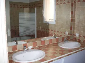 Tourrettes:villa climatisée, piscine privée possibilité chauffée avril à sept - Image 2