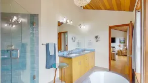 Renoveret moderne Chic ovenpå lejlighed - Image 3