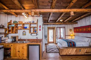 ALDOUS HUXLEY CABIN - Image 4