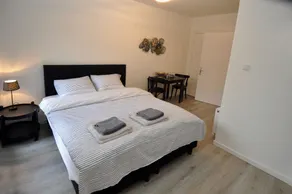 Zaras Studios - Image 5