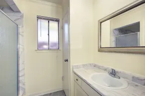 Good Vibes 4 Bedroom with a Pool. Central Location - Image 2