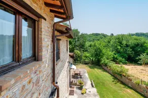 Farmhouse 'Casale Storico Xvii Sec - Tulipano' with Mountain View and Shared Pool - Image 4