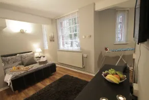 Heart of Shoreditch Molesey Apartments - Image 2