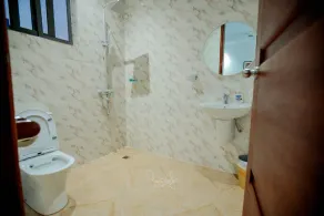 Room 103 - Uphills Court - Image 4