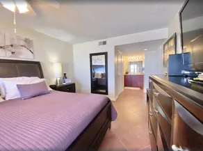 DIRECT OCEAN FRONT ON BEACH! Amazing views throughout! Mthly Discount! 2br/2ba - Image 4