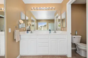 4-Bedroom with Perfect Offices and Board Games - Image 4