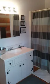 Fully furnished log cabin, family and pet friendly. - Image 2