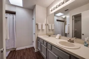 3BR Dog-Friendly Home w/ Fenced Yard Near Park & Doctor's Lake - Image 3