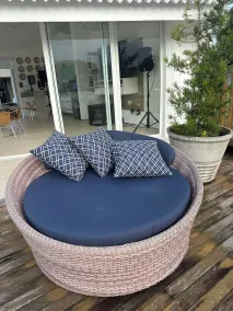 BEACH HOUSE - Image 4
