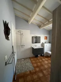 Villa apta para familias con piscina privada, terraza y barbacoa | Vistas a la montaña | Ideal para teletrabajar - Image 5