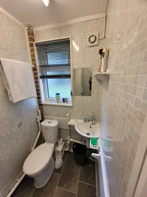 Lovely Private Studio Apartment in Thamesmead by Thames Riverside - Image 2