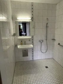 Joli grand appartement avec jardin et terrasse - Image 3