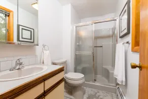 Situé au centre de tous les points chauds de Narragansett - Maison spacieuse avec air central - Image 3