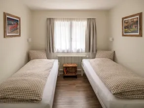 Chalet Soldanella vacation apartment 2nd floor south east 4*S - Image 3
