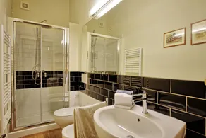 Smuk privat feriebolig med klimaanlæg, privat pool, WIFI, TV og panorama udsigt, nær ved Arezzo - Image 4