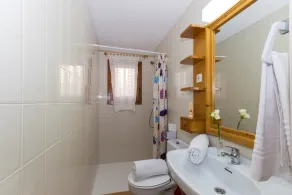 Casa Confitets 218 wunderschönes Haus in der Nähe des Strandes, mit Terrasse, Grill und W-Lan - Image 2