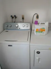 Cozy condo at the Raritan Bay / Jersey Shore --  Bus to NYC at corner - Image 2