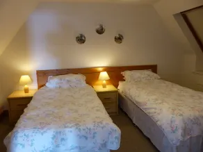 Fredlig miljö och underbar utsikt över loch i hjärtat av Argyll - Image 3