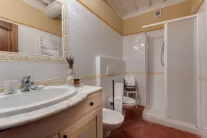 Meraviglioso appartamento in casolare toscano con piscina e terrazza panoramica - Image 2