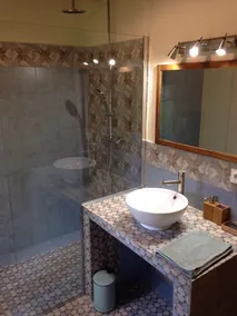rummeligt hus med haveterrasse klima wifi mellem hav og bjerg - Image 4
