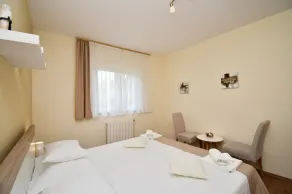 Apartment 228-1 for 4 Pers. in Porec - Image 4