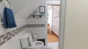 3 Blocks from Beach house 1 BDRM full bath 4 min to downtown,sleeps 4 - Image 3