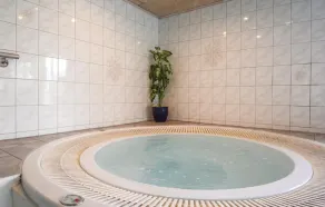 Gorgeous home in Lintrup with sauna - Image 4