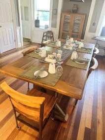 The Black Walnut Inn - Image 5