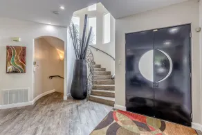 Luxueux 4200 Sq Ft 5 Chambre Villa Mediterannean - Image 2