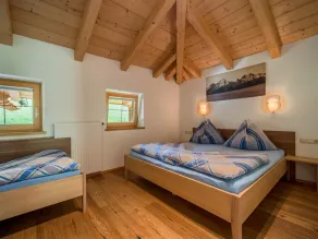 Very attractive and well cared for apartment - Image 4