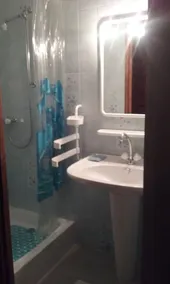 hus med fantastisk utsikt över bergen, inte förbises och inhägnad trädgård - Image 3
