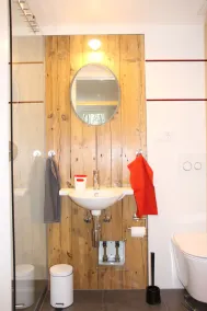 Apartamento moderno no coração de Lower Franconia - Image 3