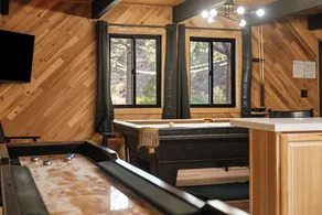 Timber Wolf Tavern - Image 2