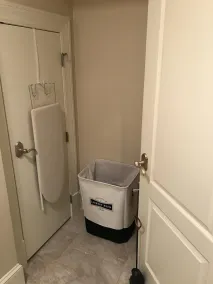 English Basement Apartment W/Private Entrance - Image 5