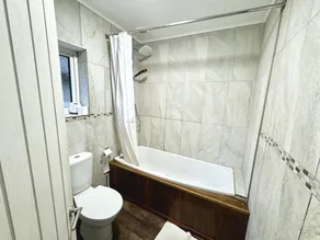 Detached 4Beds - Windsor Heathrow & London Access - Image 2