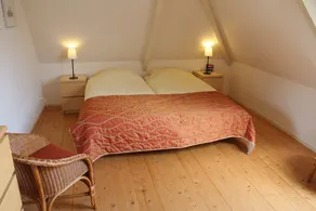 Stilfuld lejlighed med have i et tidligere bondegård i De Waal - Image 4